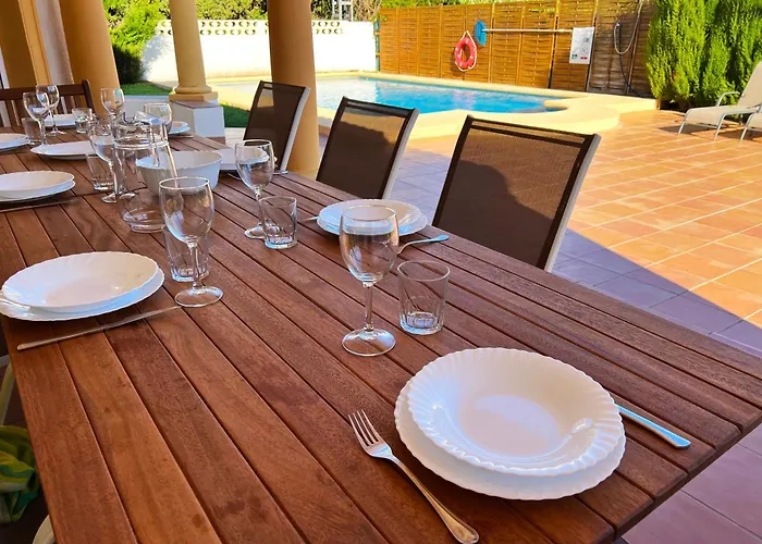 0619 Noguera Alegria Βίλα